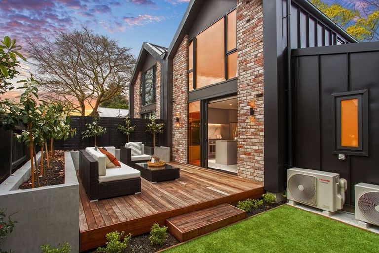 Photo of property in 43 Eveleyn Couzins Avenue, Richmond, Christchurch, 8013