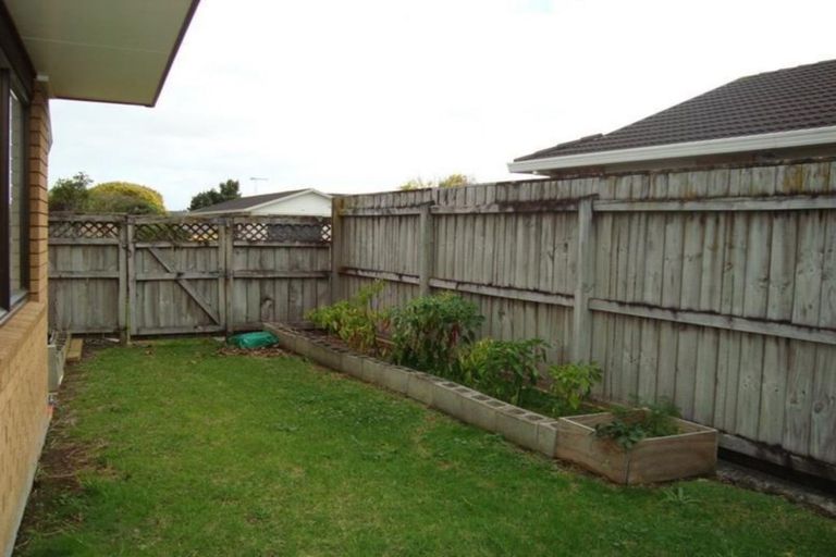 Photo of property in 87 Tington Avenue, Wattle Downs, Auckland, 2103