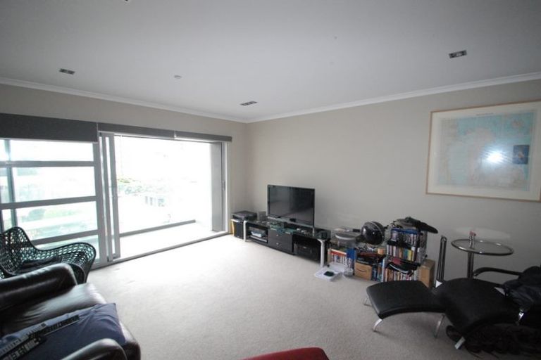 Photo of property in Bellagio Apartments, 5e/39 Taranaki Street, Te Aro, Wellington, 6011