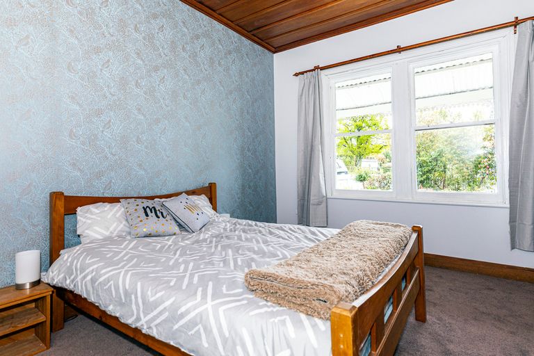 Photo of property in 1 Wright Street, Geraldine, 7930