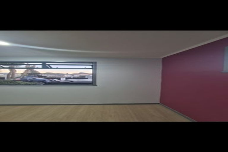 Photo of property in 10 Romney Place, Manurewa, Auckland, 2102