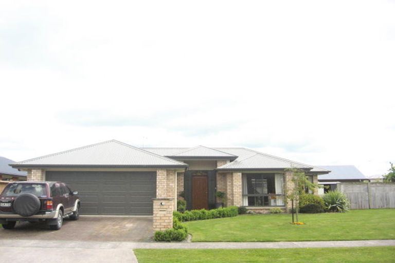 Photo of property in 2 Alba Place, Cambridge, 3434