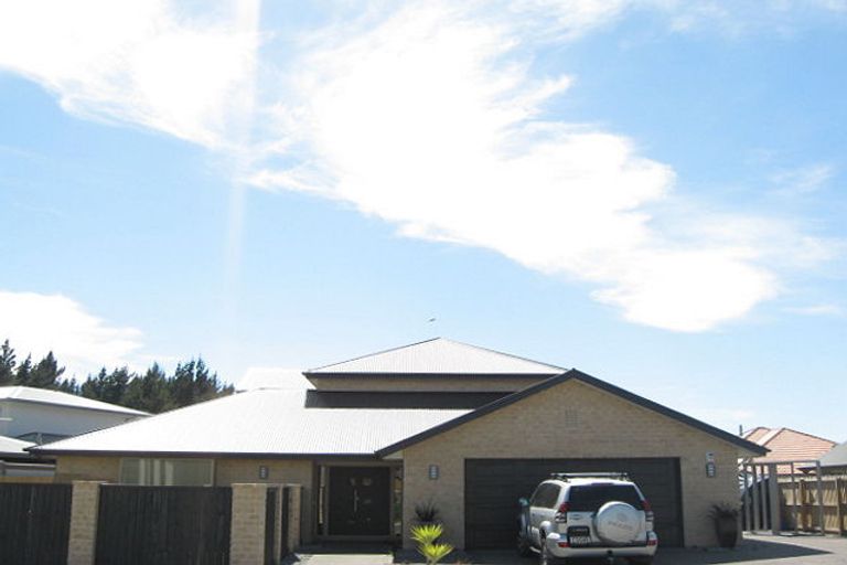 Photo of property in 74 Eastwood Rise, Waimairi Beach, Christchurch, 8083