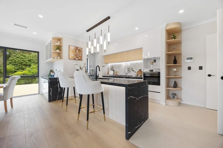 Photo of property in 2f Hughs Way, Flat Bush, Auckland, 2019