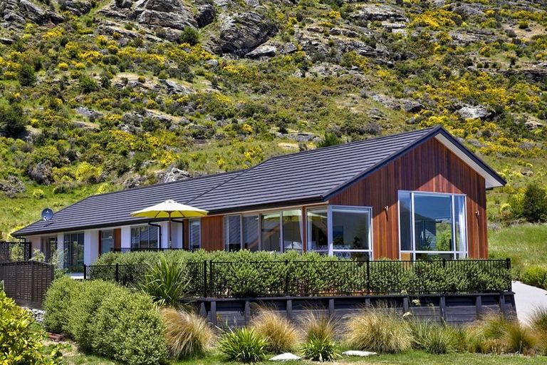 Photo of property in 15 Silverwood Lane, Kawarau Falls, Queenstown, 9300