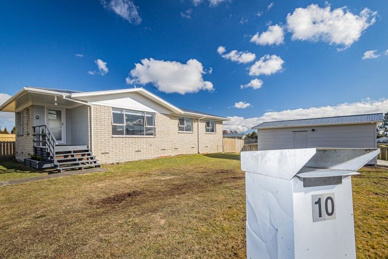 Photo of property in 10 Karamu Place, Ohakune, 4625