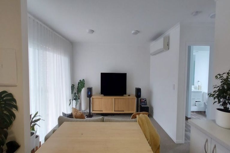 Photo of property in 13/18 Titoki Street, Te Atatu Peninsula, Auckland, 0610