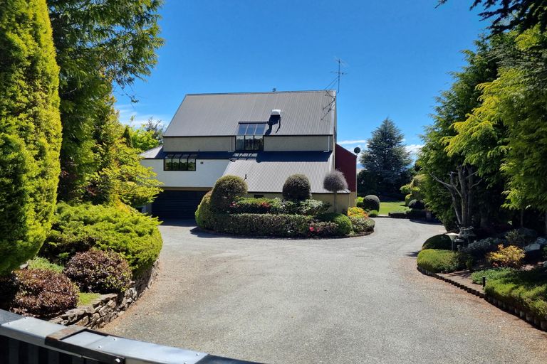 Photo of property in 5 Burnett Place, Lake Tekapo, 7999