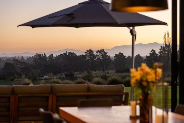 Photo of property in 140 Mill Road, Oxford, 7430