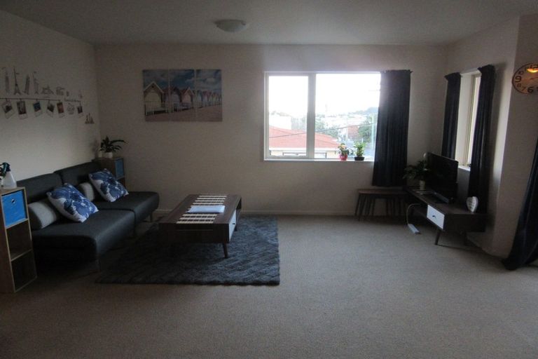 Photo of property in Luxford Villas, 207/72 Herald Street, Berhampore, Wellington, 6023