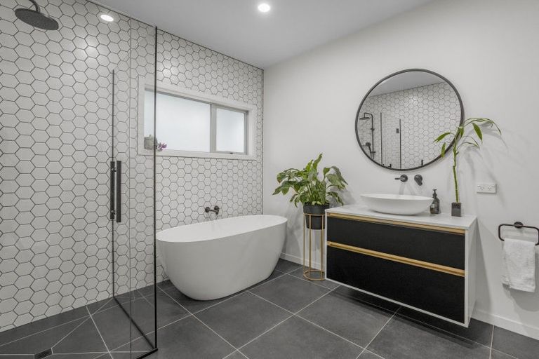 Photo of property in 26 Cotter Street, Greytown, 5712