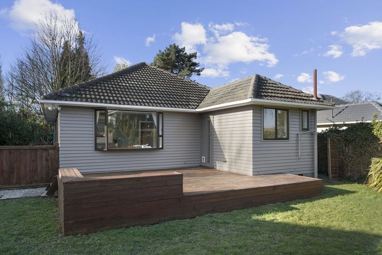 Photo of property in 12 Briggs Road, Mairehau, Christchurch, 8052