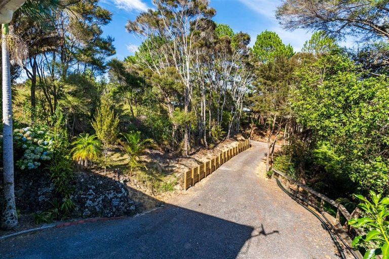 Photo of property in 79 Yorke Road, Haruru, 0204