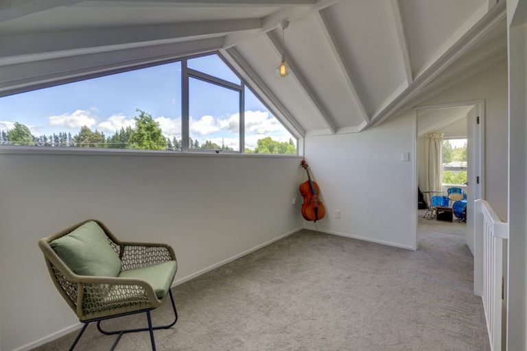 Photo of property in 6 Franklin Drive, Rangiora, 7400