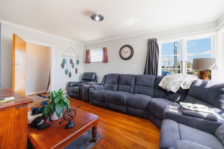 Photo of property in 25 Taylor Avenue, Feilding, 4702