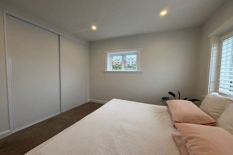 Photo of property in 161 Weston Road, St Albans, Christchurch, 8052