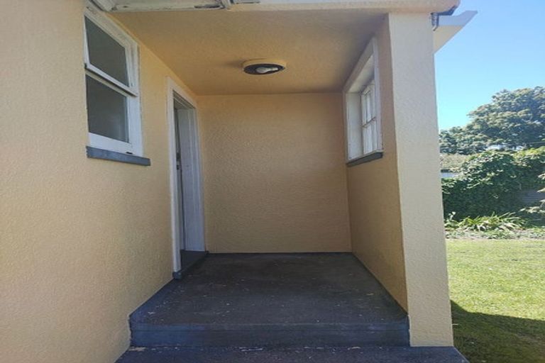 Photo of property in 616 Featherston Street, Roslyn, Palmerston North, 4414