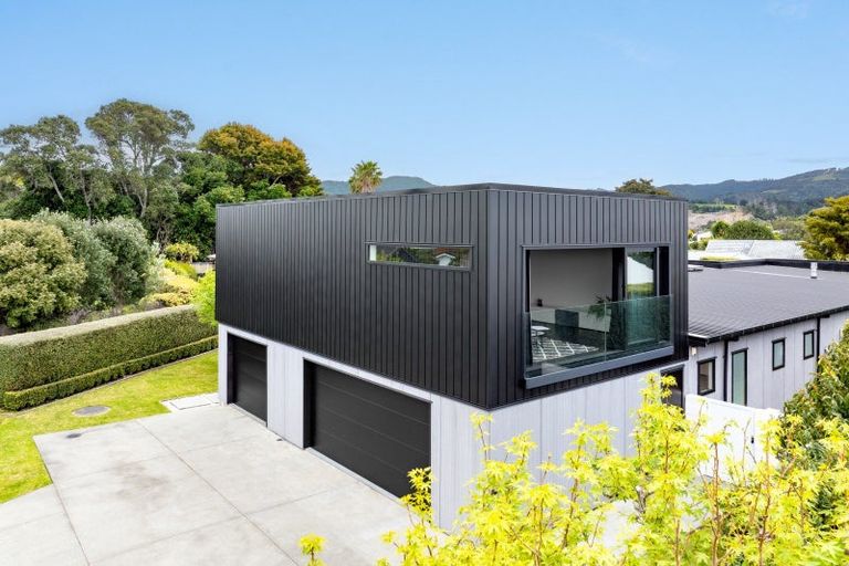 Photo of property in 7 Wrybill Way, Point Wells, 0986