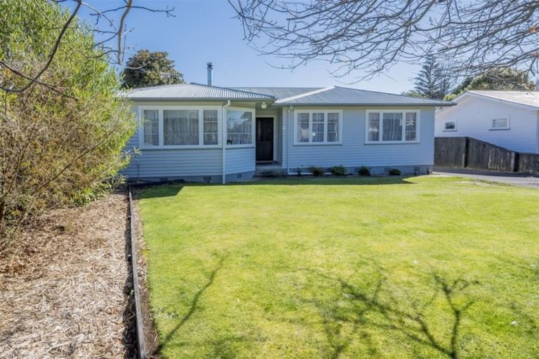 Photo of property in 5 Green Avenue, Levin, 5510