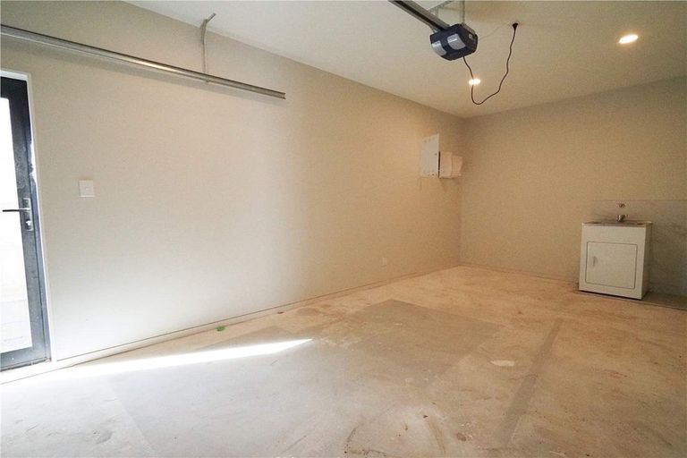 Photo of property in 24c Poinsettia Place, Henderson, Auckland, 0610