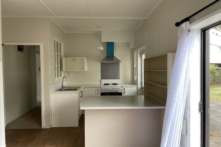 Photo of property in 56 Old Wairoa Road, Papakura, 2110
