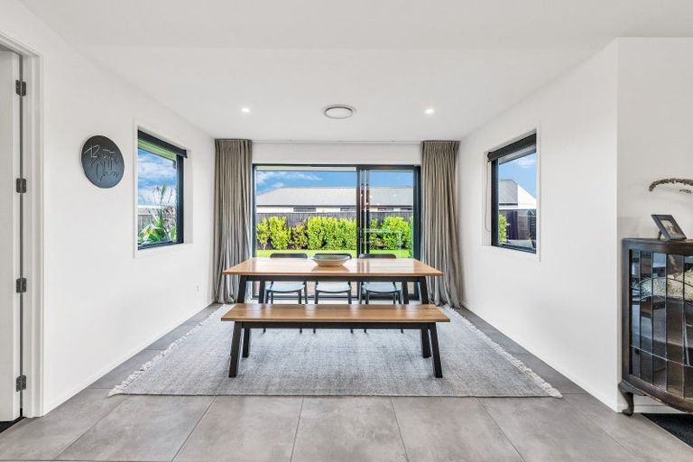 Photo of property in 7 Barewood Grove, West Melton, 7618