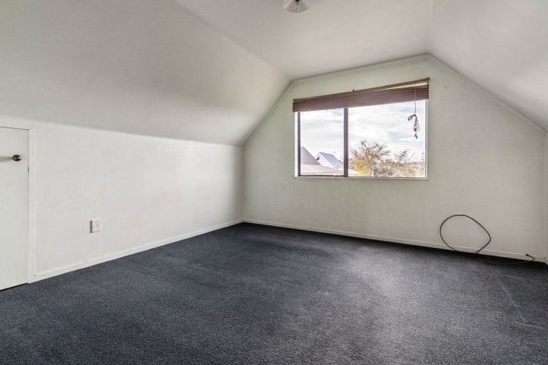 Photo of property in 50a Weldene Avenue, Glenfield, Auckland, 0629