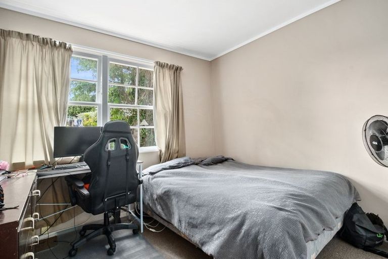 Photo of property in 4 Anich Road, Massey, Auckland, 0614