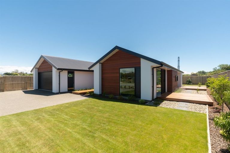 Photo of property in 106 Iwa Street, Mapua, 7005