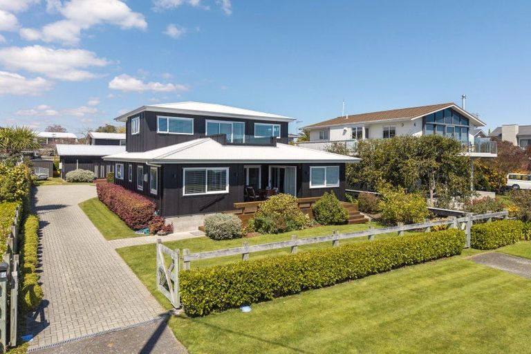Photo of property in 24 Rainbow Drive, Rainbow Point, Taupo, 3330