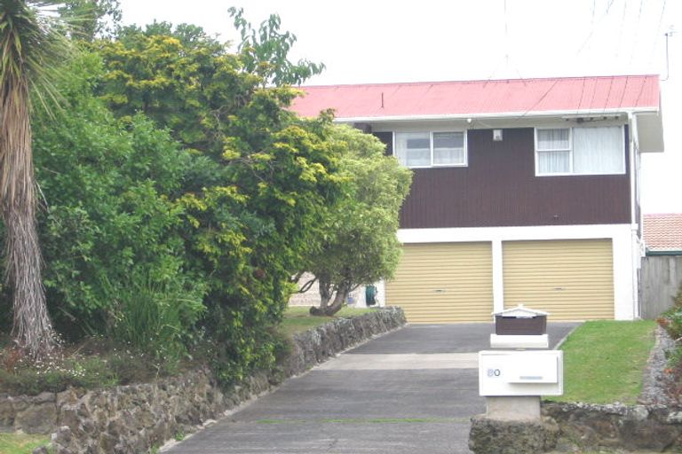 Photo of property in 80 Seaview Road, Glenfield, Auckland, 0629