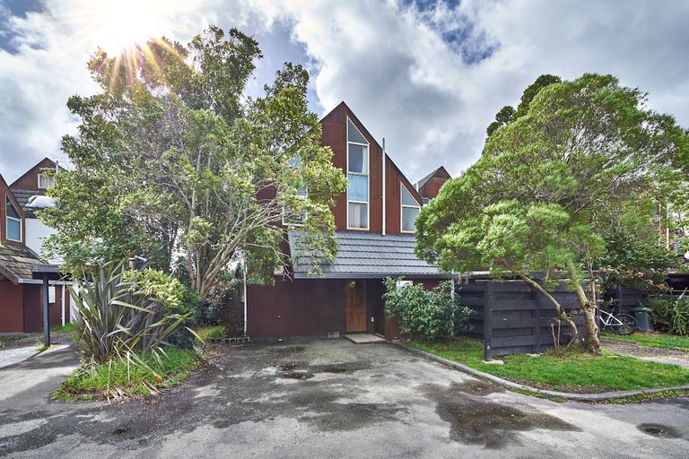 Photo of property in 4/341 College Street, West End, Palmerston North, 4410