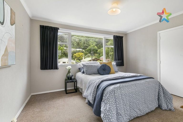 Photo of property in 62 Wyndrum Avenue, Waterloo, Lower Hutt, 5011