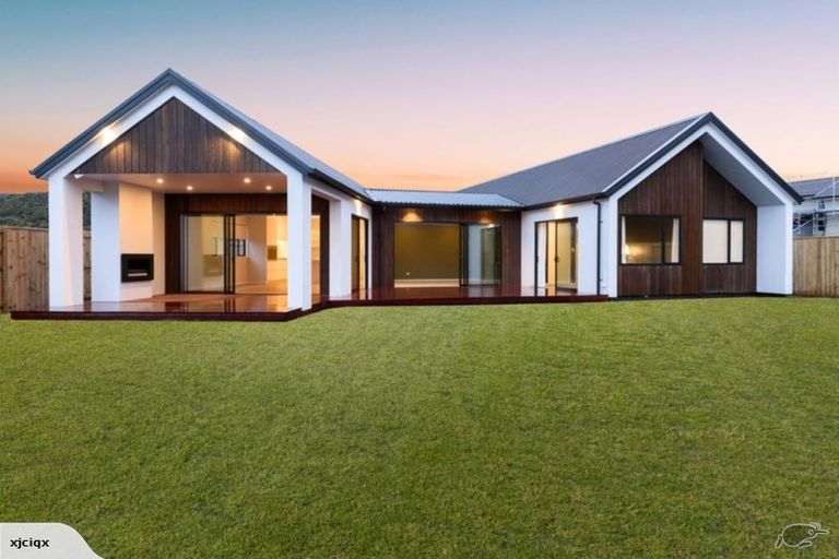 Photo of property in 95 Awataha Crescent, Pyes Pa, Tauranga, 3110