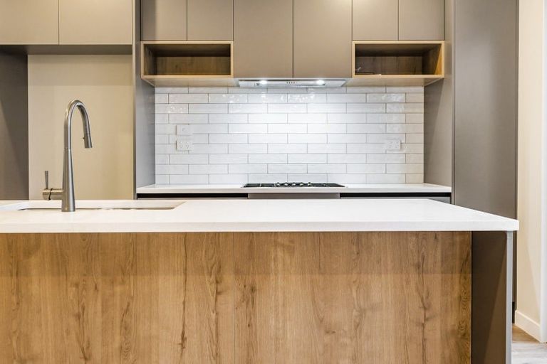 Photo of property in 10 Babos Avenue, Kumeu, 0810