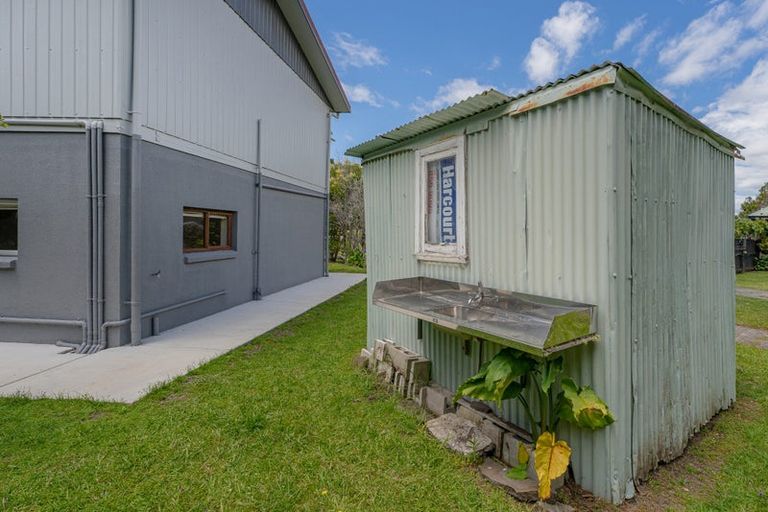 Photo of property in 11 Parkland Place, Whitianga, 3510