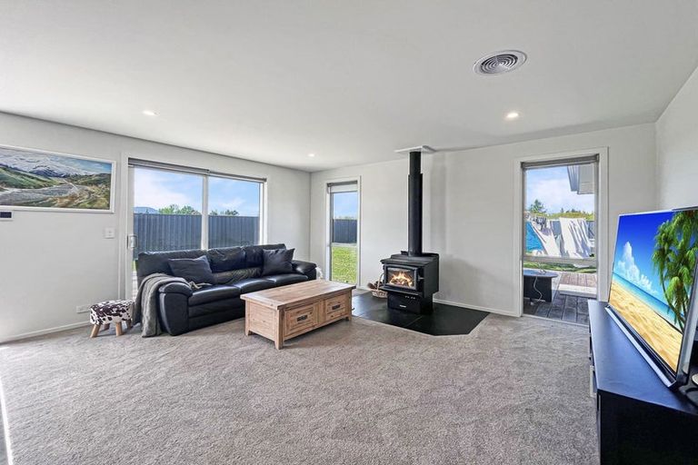 Photo of property in 7 Aoraki Crescent, Twizel, 7901