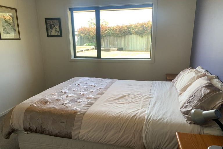 Photo of property in 51 Frye Crescent, Albert Town, Wanaka, 9305