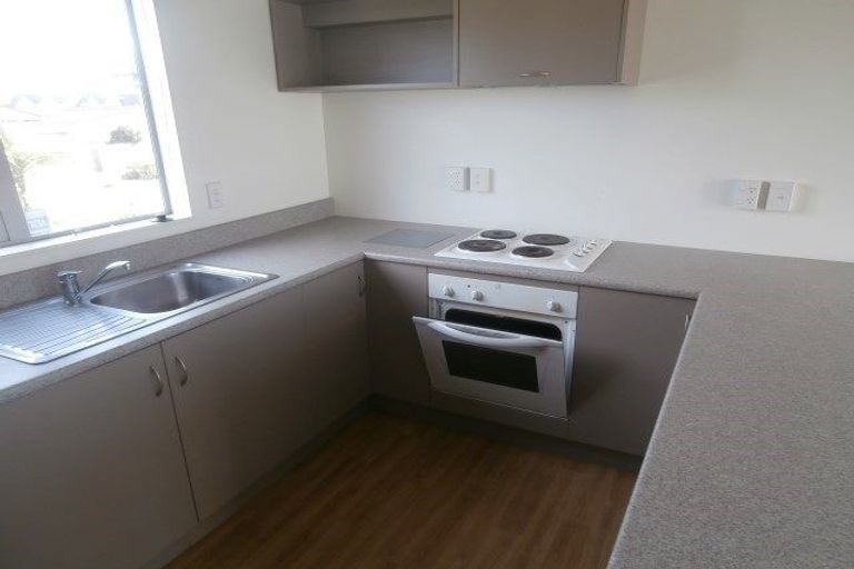 Photo of property in 53 Fairfield Avenue, Addington, Christchurch, 8024