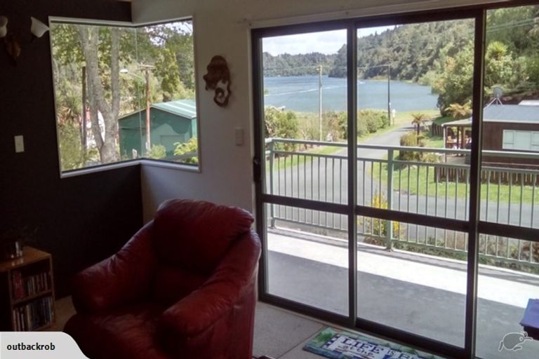 Photo of property in 36 Tombleson Road, Lake Rotoma, Rotorua, 3074