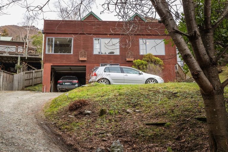 Photo of property in 12b Mcchesney Road, Arthurs Point, Queenstown, 9371