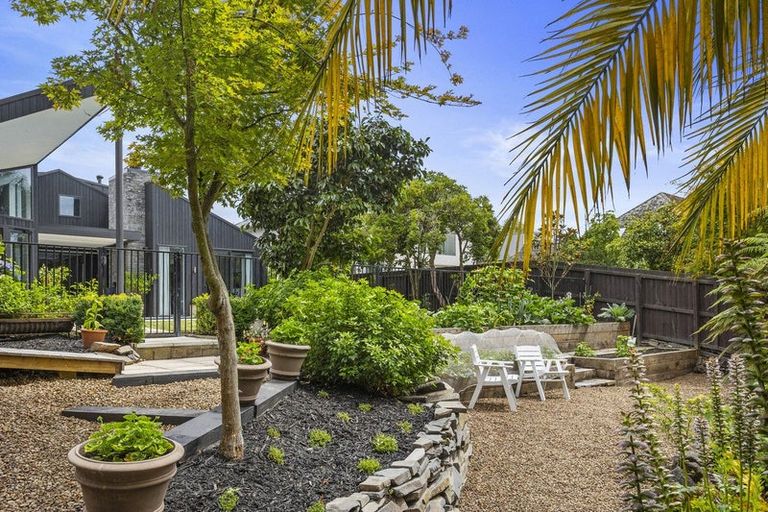 Photo of property in 10 Weka Street, Fendalton, Christchurch, 8041