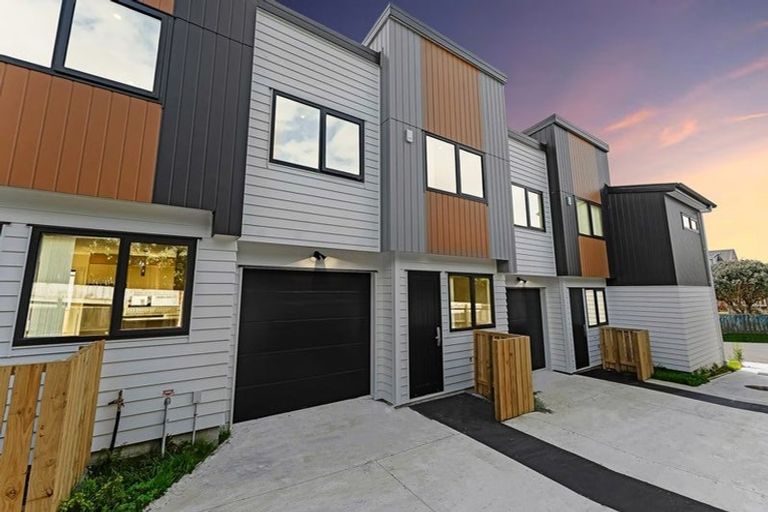 Photo of property in 26c Cape Road, Mangere, Auckland, 2022