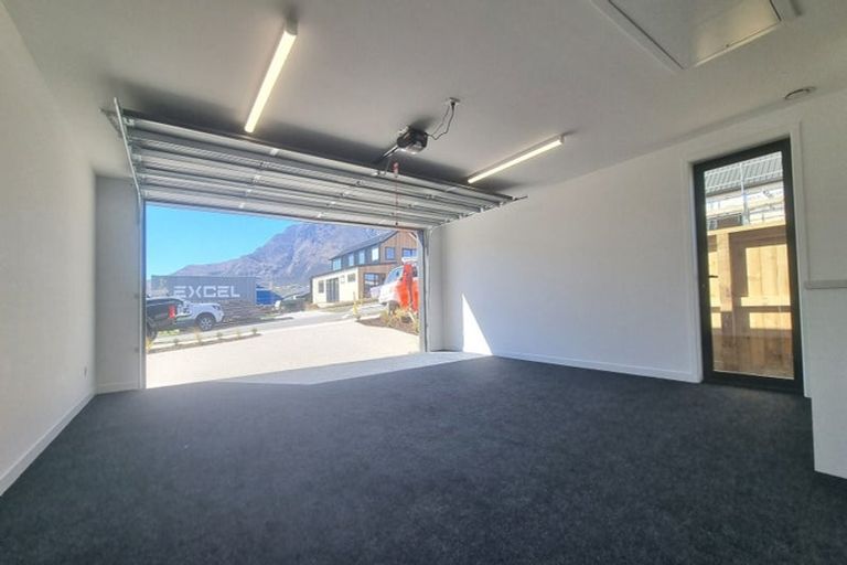 Photo of property in 9 Marsh Street, Jacks Point, 9371