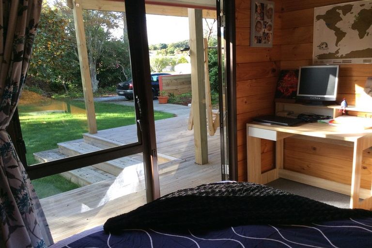 Photo of property in 6 Park Avenue, Waikanae, 5036