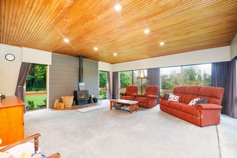 Photo of property in 399 Scotts Road, Linton, Palmerston North, 4472