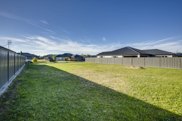 Photo of property in 4 Gee Place, Taradale, Napier, 4112