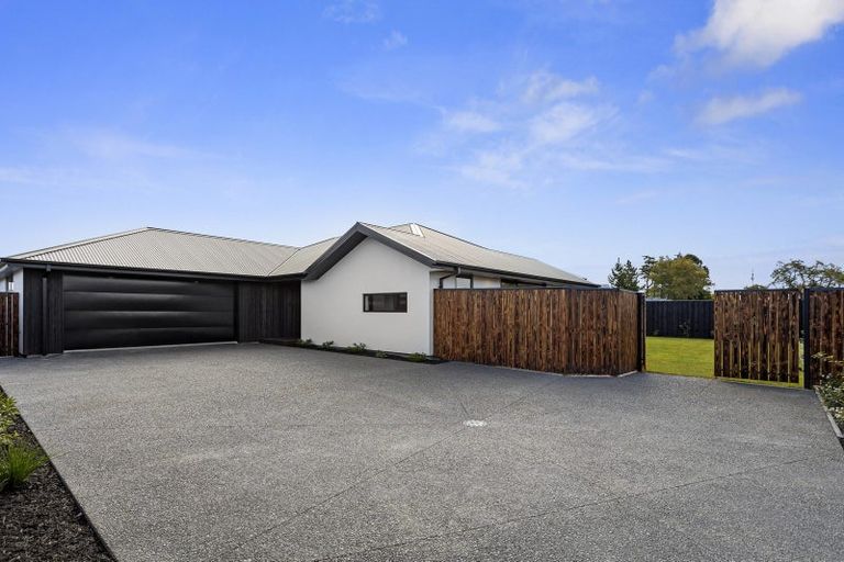 Photo of property in 177 Townsend Road, Rangiora, 7400