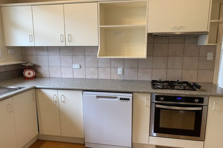 Photo of property in 204 Waiwhetu Road, Waterloo, Lower Hutt, 5011