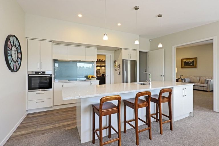 Photo of property in 16 Wanaka Place, Poraiti, Napier, 4112